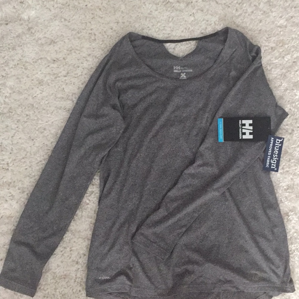 Helly Hanson long sleeved active wear size XL. NWT